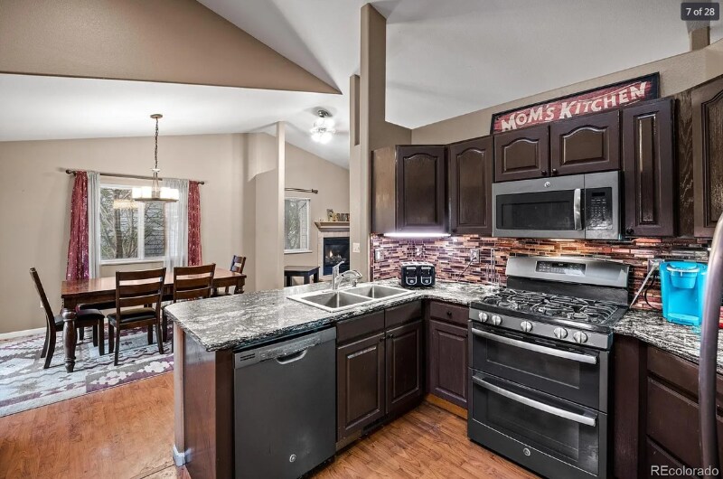 Building Photo - 1113 Country Acres Ct