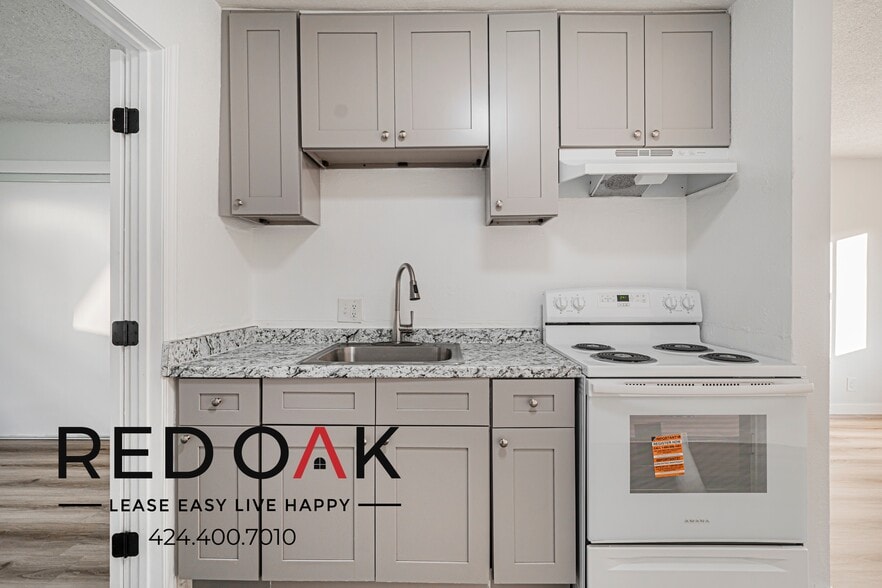 Building Photo - 3407 Drew St