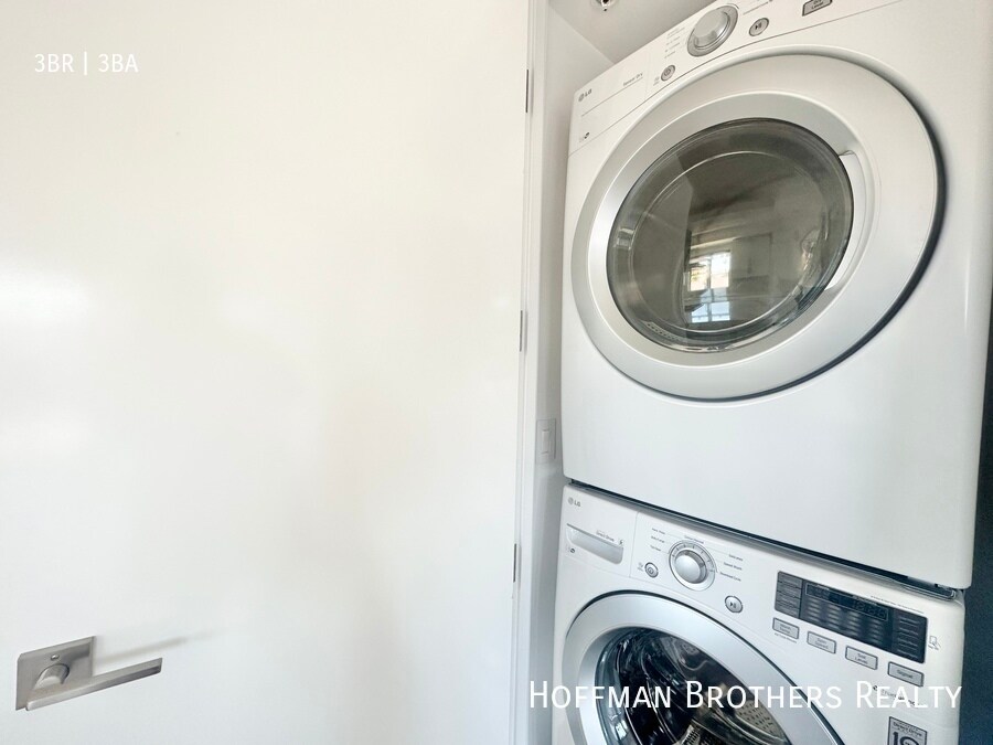 Building Photo - 947 4th St