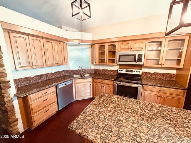 Building Photo - 3463 N Verano Ct