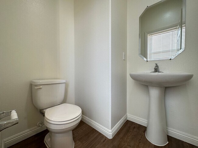 Building Photo - SAGECREEK