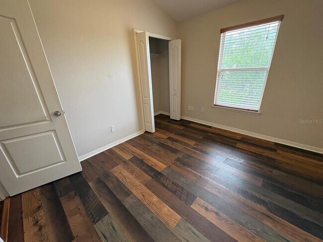 Building Photo - 10907 Derringer Dr