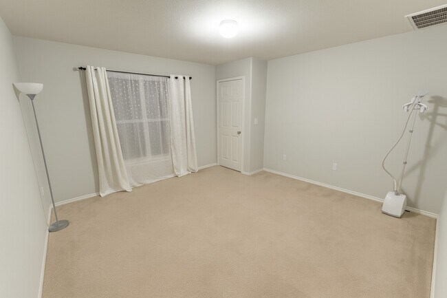 Building Photo - 23307 Dovetail Colony Ct