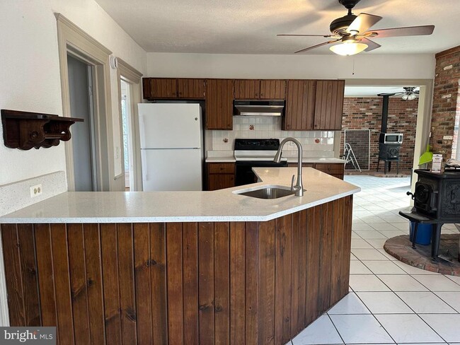 Building Photo - 2100 Brookmead Ct