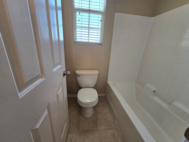 Building Photo - 1116 Witherill Pl