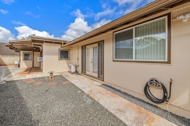 Building Photo - Spacious, 4 bedroom 2 bath single family home in Mililani! *First showing on Monday, January 5th ...