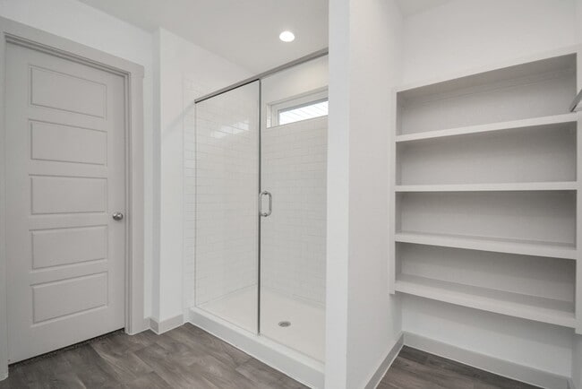 Building Photo - 7803 Golden Rubia Ln