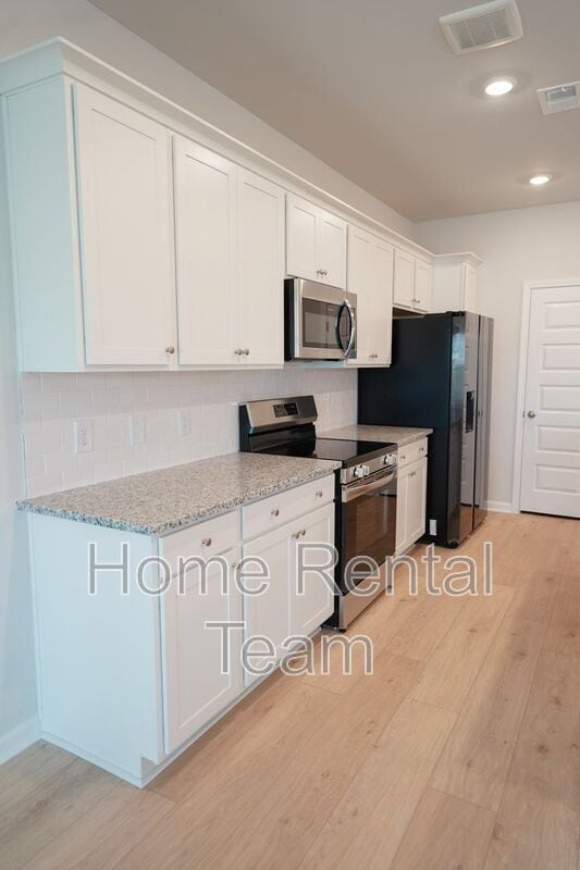 Building Photo - 111 Saltgrass Ln