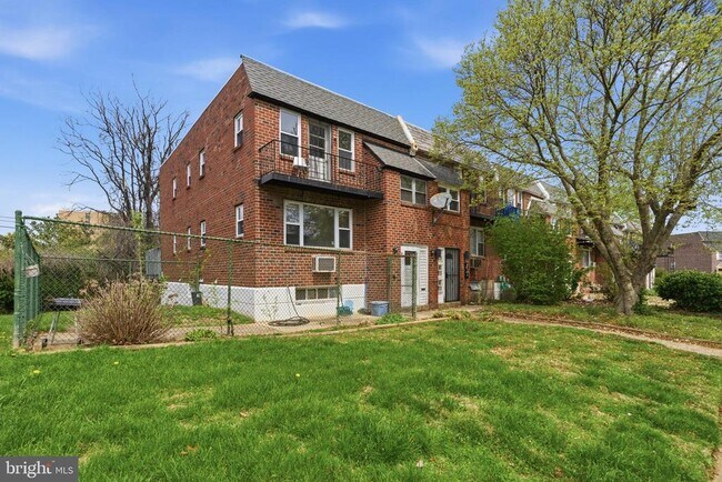 Building Photo - 3953 Lankenau Ave