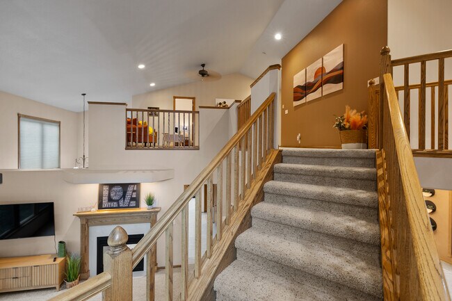 Building Photo - 23679 Dogleg Dr