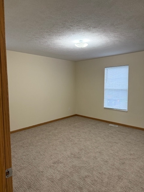 Building Photo - 3880 Kenowa Ave SW