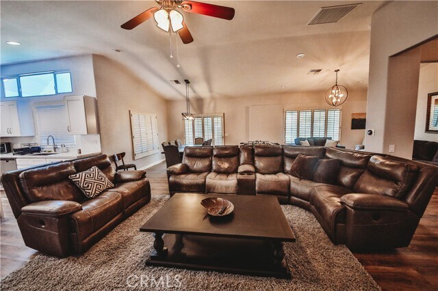 Building Photo - 82518 Bogart Dr