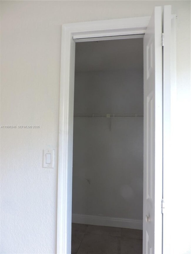 Building Photo - 15610 SW 105th Ln