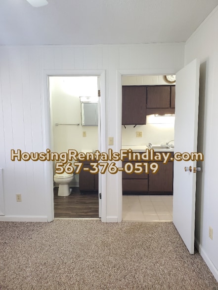 Building Photo - 128 E Foulke Ave