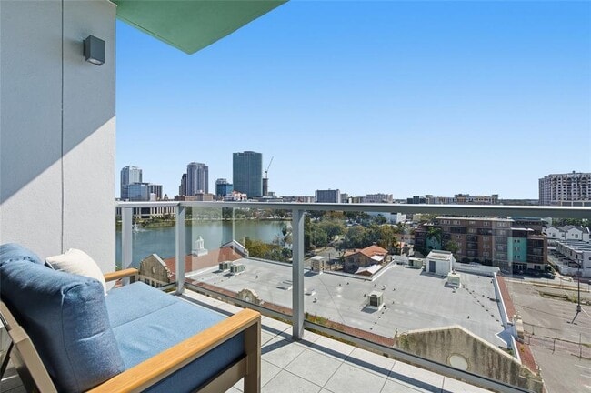 Building Photo - 777 3rd Ave N