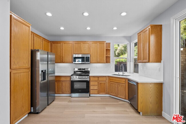 Building Photo - 30311 Ashfield Ct