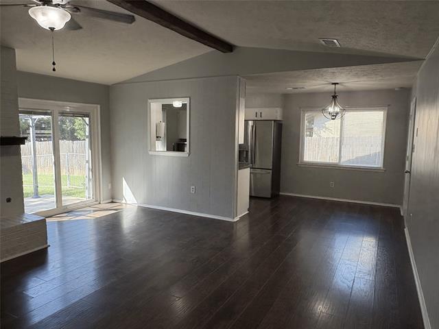 Building Photo - 2402 Leslie St