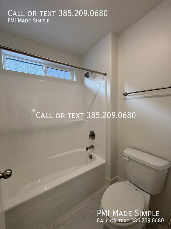 Building Photo - 4009 W 1180 N