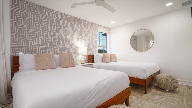 Building Photo - 6152 SW Banks St