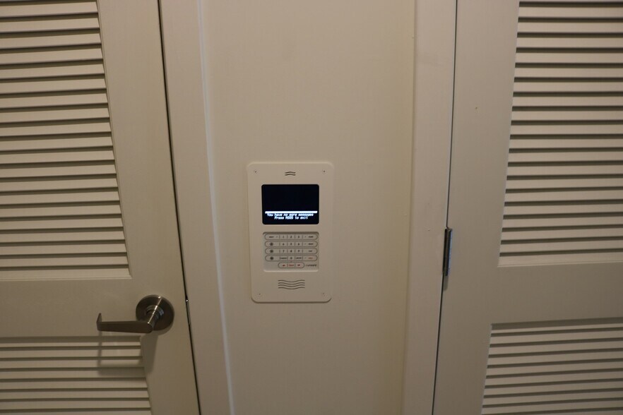 Building Photo - 205 Marin Blvd