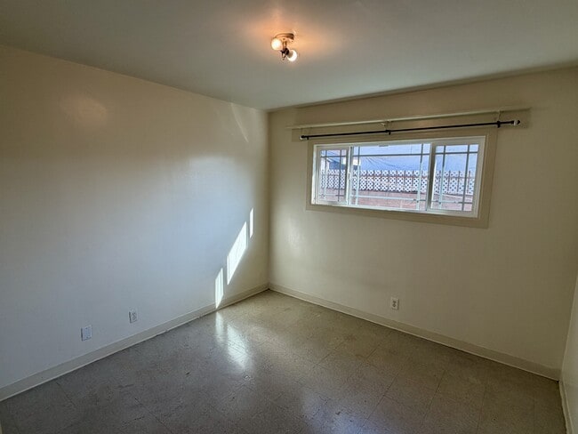 Building Photo - 14512 San Jose Ave