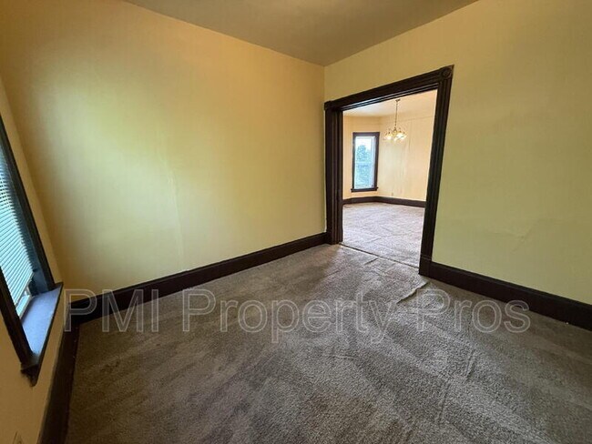 Building Photo - 2441 Dr. William Finlayson St