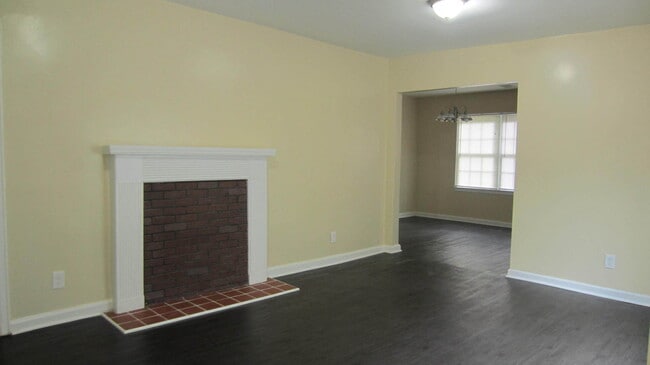 Building Photo - Coming soon