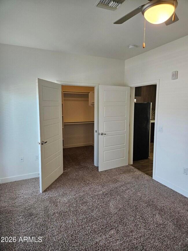 Building Photo - 7981 E Wilshire Dr