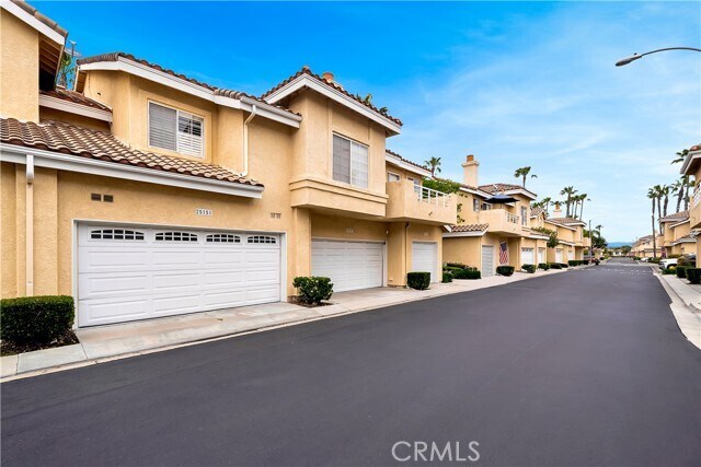 Building Photo - 25151 Via Catalina