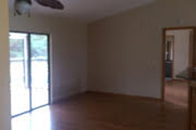 Building Photo - MOVE IN SPECIAL $250  OFF!  Pet friendly P...