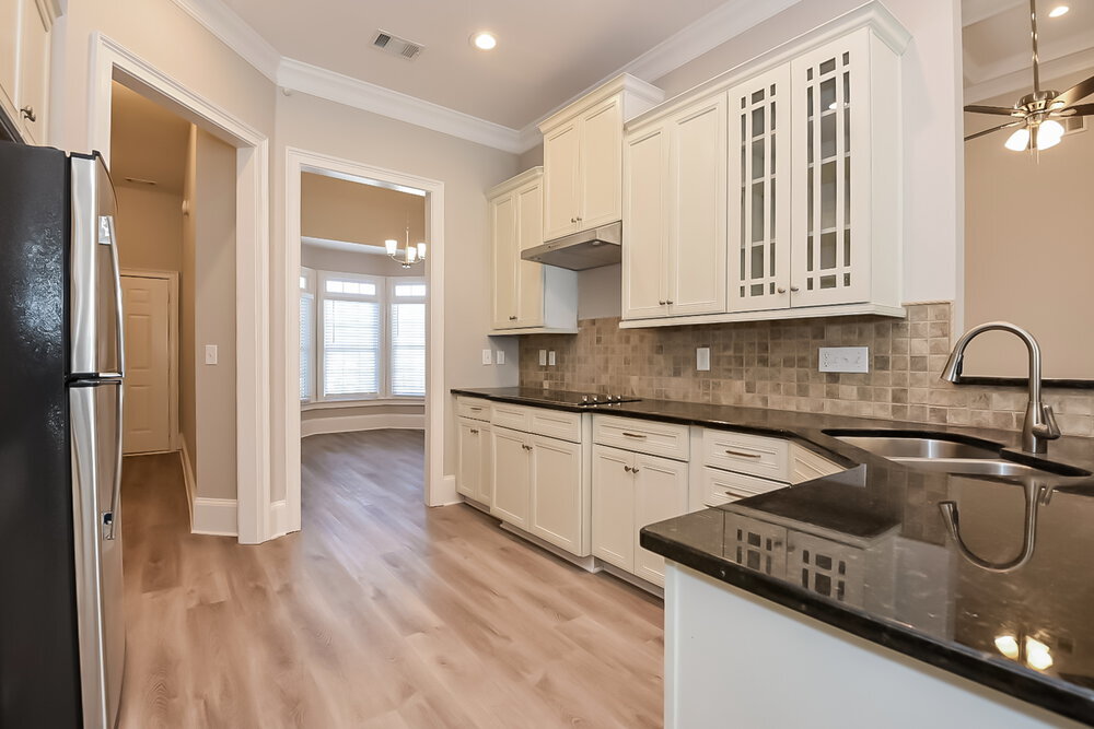 Building Photo - 4654 Jefferson Ridge Way