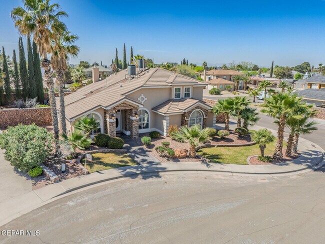 Building Photo - 2066 Paseo Del Prado Dr