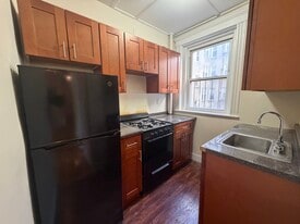 Building Photo - 138 Ipswich St