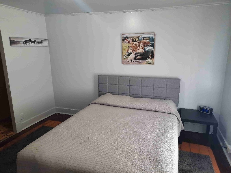 Building Photo - 709 Indiana St