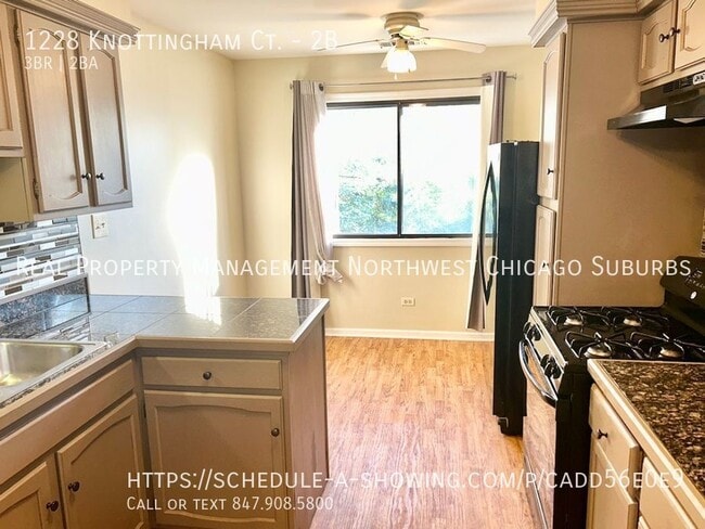 Building Photo - 1228 Knottingham Ct
