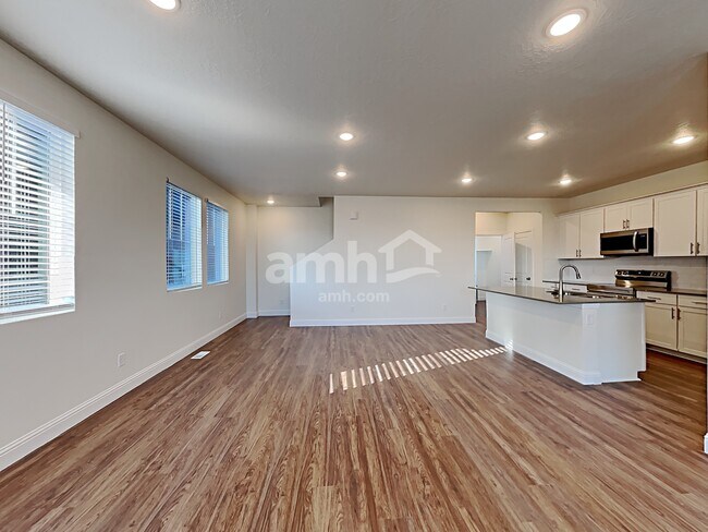 Building Photo - 6072 W S Jordan Pkwy