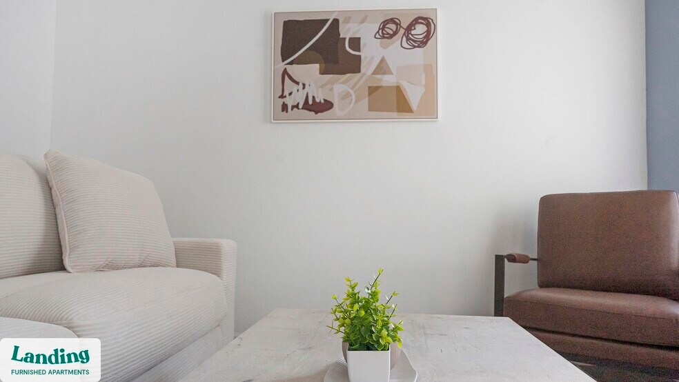 Primary Photo - 2800 Milan Ct