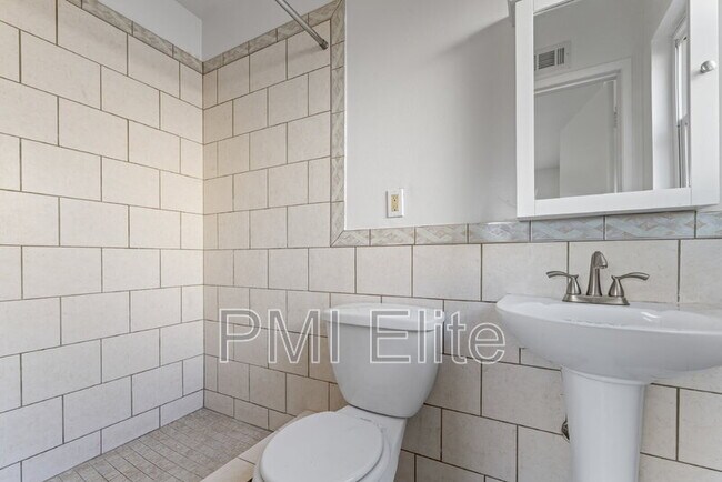 Building Photo - 12660 Lazard St