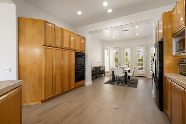 Building Photo - 78695 Castle Pines Dr