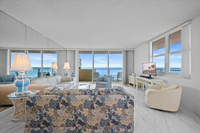 Building Photo - 5440 N Ocean Dr
