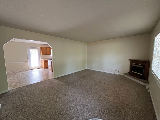 Building Photo - Ranch House in Bedford County-Hawkins Mill...