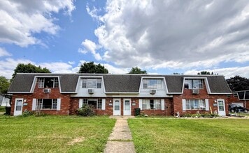 Building Photo - 442 Avis Ave NW