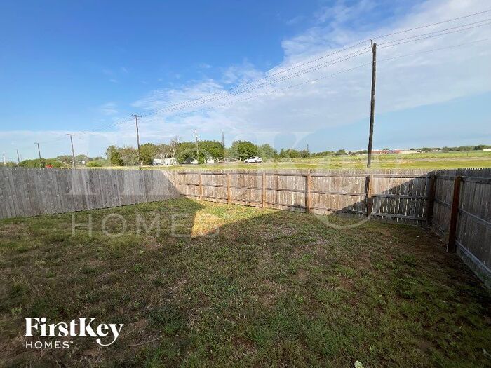 Building Photo - 1339 White Willow