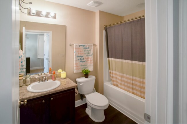 Building Photo - 141 Iron Horse Dr E