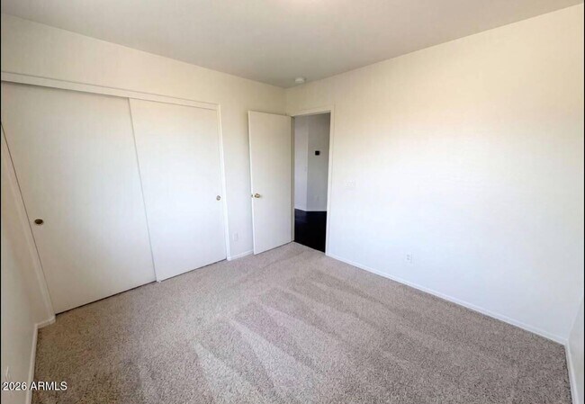 Building Photo - 13976 W Port Royale Ln
