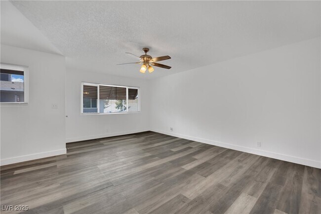 Building Photo - 2904 Marlin Ave