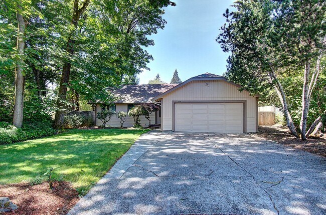 Building Photo - Spacious 3-Bedroom Home with Private Backyard Oasis