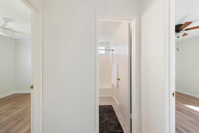 Building Photo - 14773 Stanford St