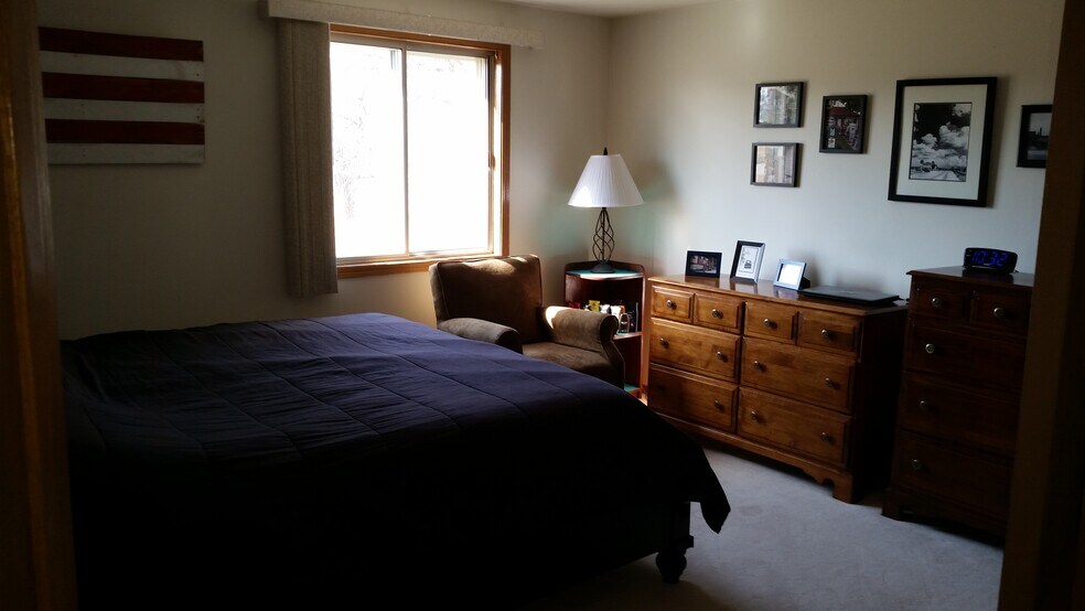 Building Photo - S85W18650 Jean Dr