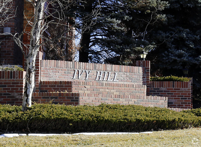 Building Photo - Ivy Hill Townhomes